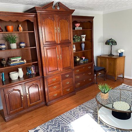Upgraded, Beautiful 4 Bd Colonial In Silver Spring Ngoại thất bức ảnh
