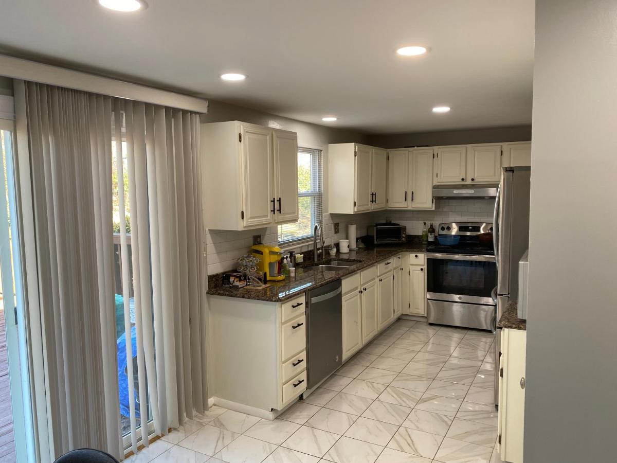 Upgraded, Beautiful 4 Bd Colonial In Silver Spring Ngoại thất bức ảnh